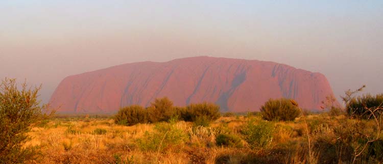 [Uluru sunset through smoke]